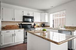 Heated Pool 3BR Retreat – Estrella Mountain