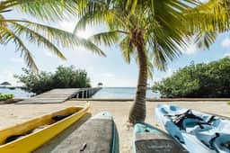 Oceanfront Belize Villa • Pool • Rooftop Deck • Ideal for Families
