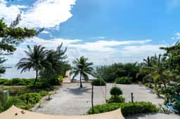 Oceanfront Belize Villa • Pool • Rooftop Deck • Ideal for Families