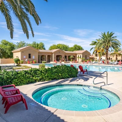 Upscale Condo | Min from Shopping and Restaurants