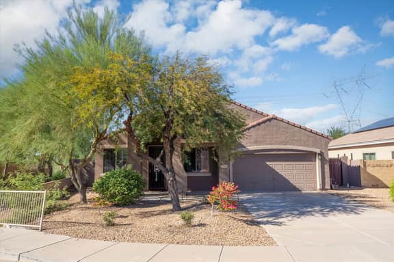 4BR Estrella Mountain Retreat w/ Heated Pool