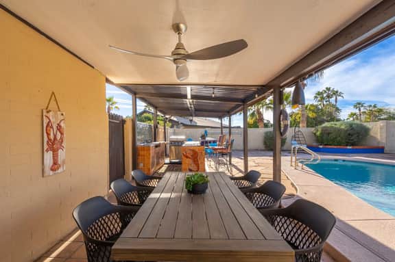 Scottsdale Oasis: Pool & Game Room