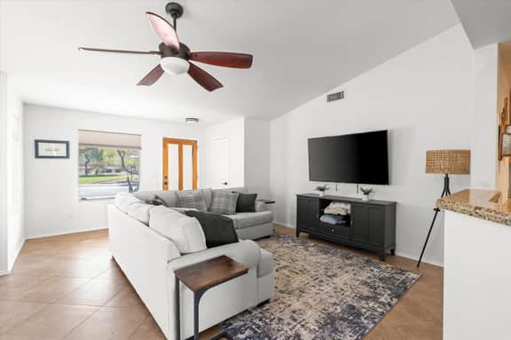 Spacious 3BR South Mtn Home • Corporate Ready