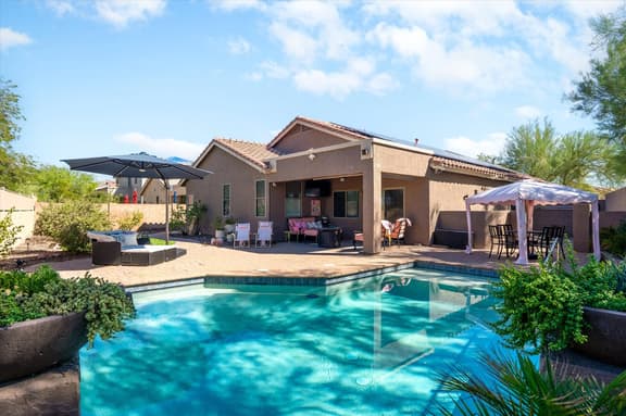 4BR Estrella Mountain Retreat w/ Heated Pool