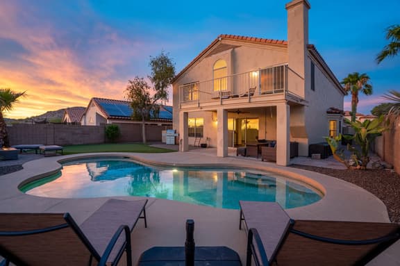 Heated Pool 3BR Retreat – Estrella Mountain